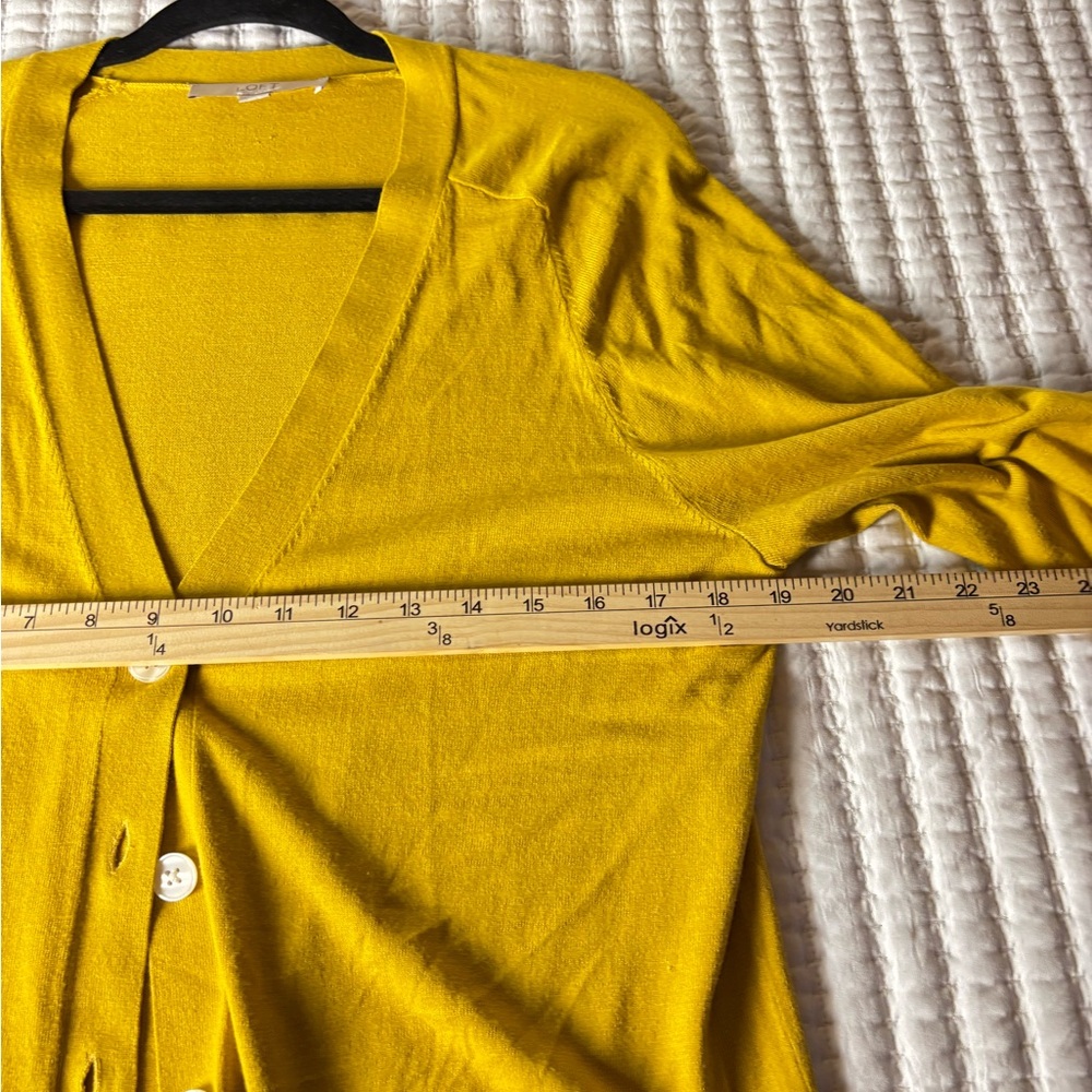 LOFT Mustard Yellow Lightweight Button Front Cardigan Sweater Size‎ L - Picture 4 of 7